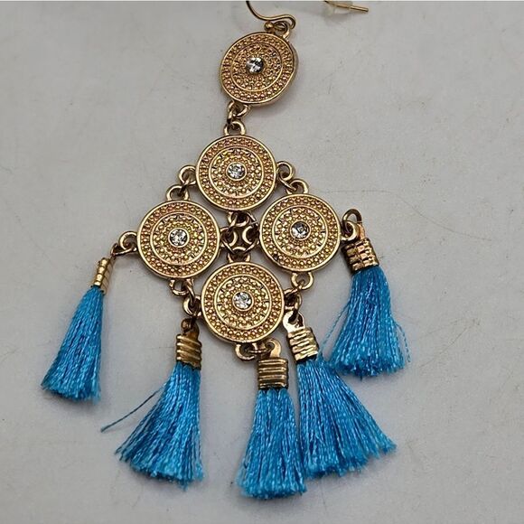 "5/$25" Mismatched Goldtone Bali Boho Goldtone Blue Tassel Dangle Earrings - Picture 4 of 8